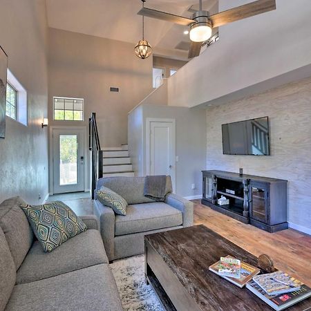 Modern Flagstaff Home With Bbq Walk Downtown! Exterior photo